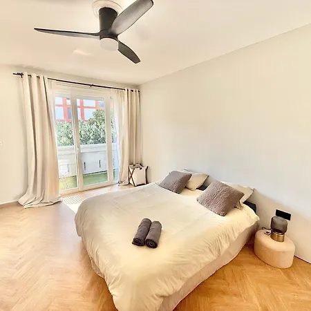 L'amazone - T2 Moderne - Croix De Pierre *